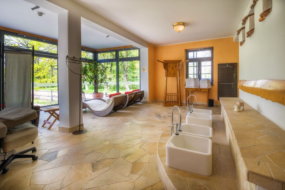 Sauna, body treatments, body wraps, body scrubs, facials, reflexology