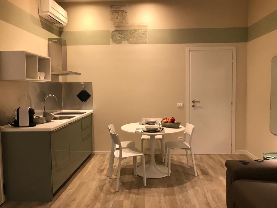 Deluxe Apartment | Private kitchen