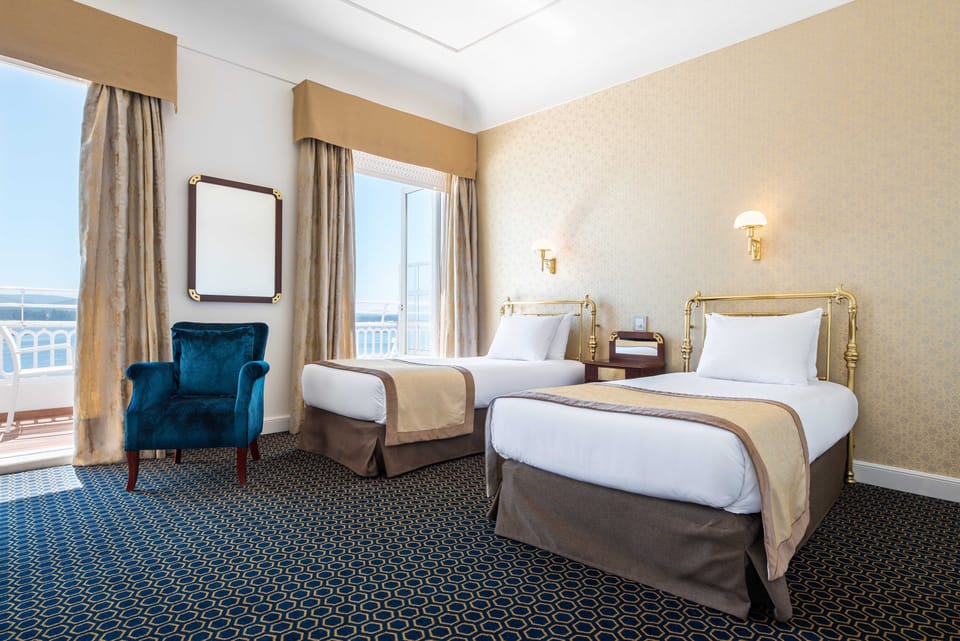 Free minibar items, in-room safe, desk, soundproofing