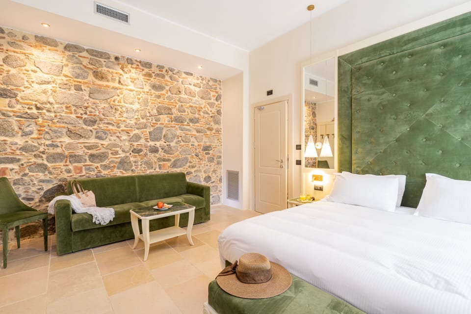 Deluxe Room, Balcony, Sea View | Frette Italian sheets, premium bedding, down comforters, in-room safe
