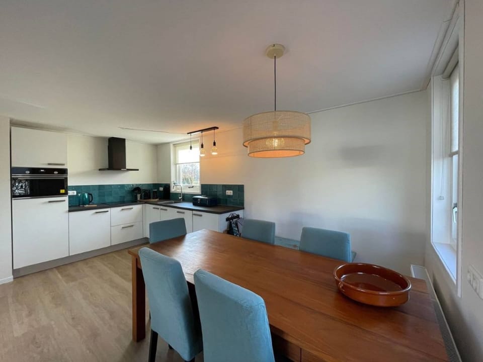 House | Private kitchen | Highchair