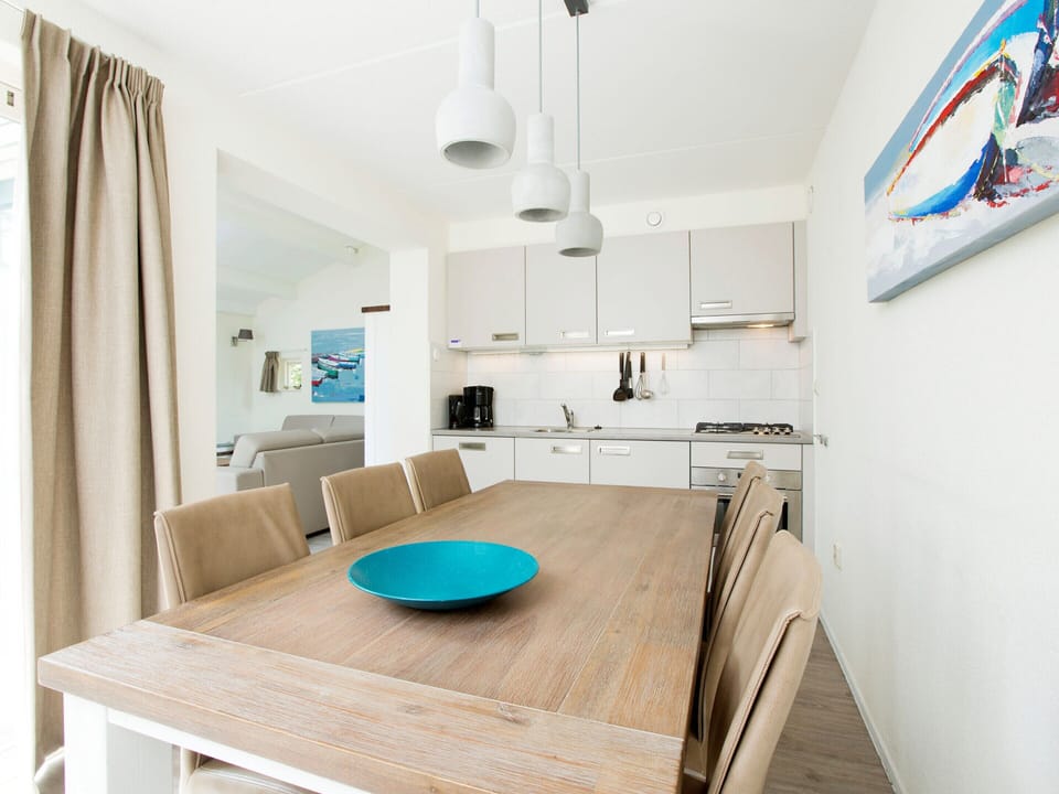 Villa | Dining