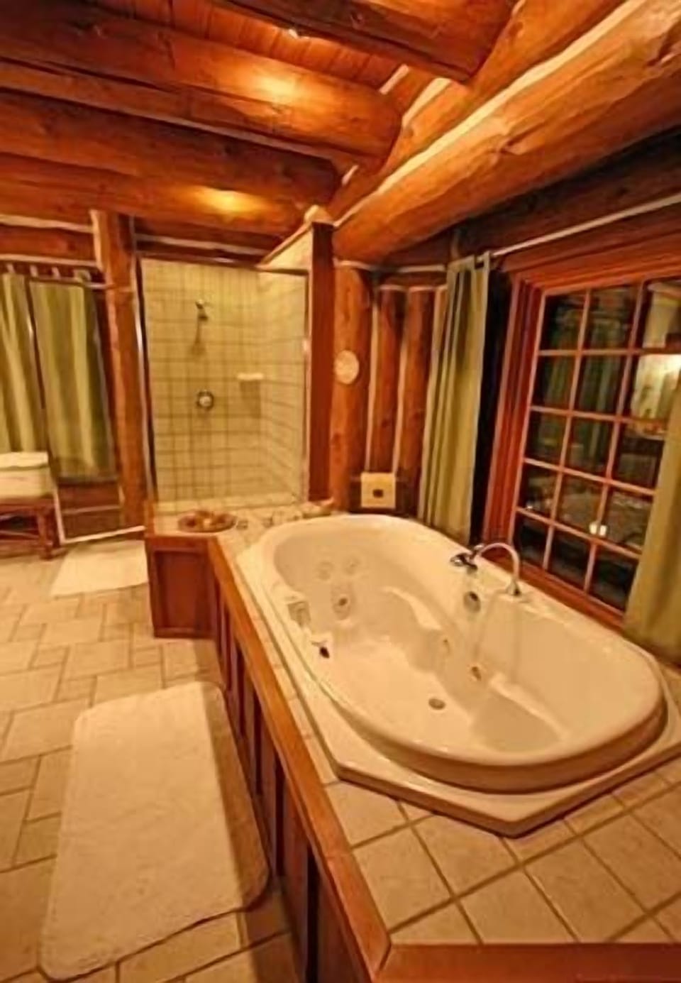 Jetted tub