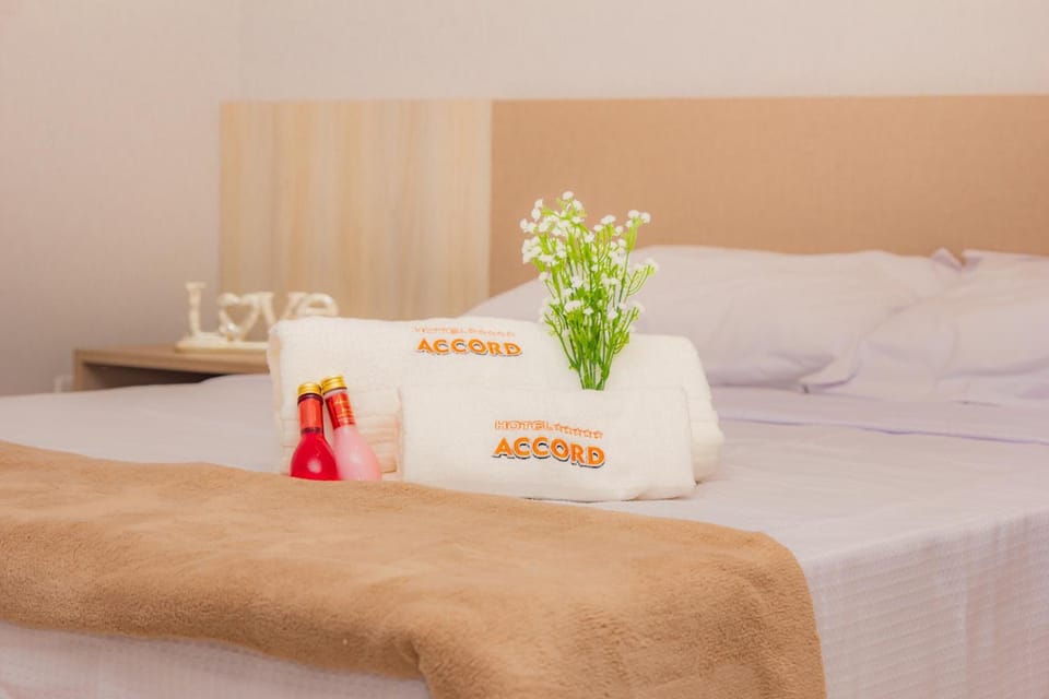 Minibar, laptop workspace, free WiFi, bed sheets