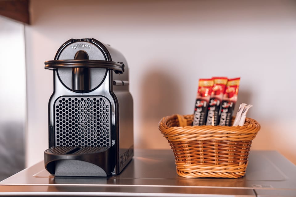 Apartment, 3 Bedrooms | Coffee and/or coffee maker