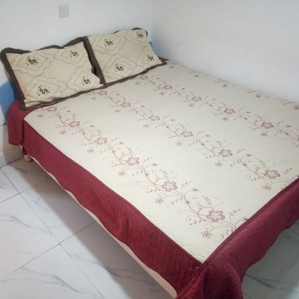 Double Room | Desk, blackout drapes, free WiFi, bed sheets