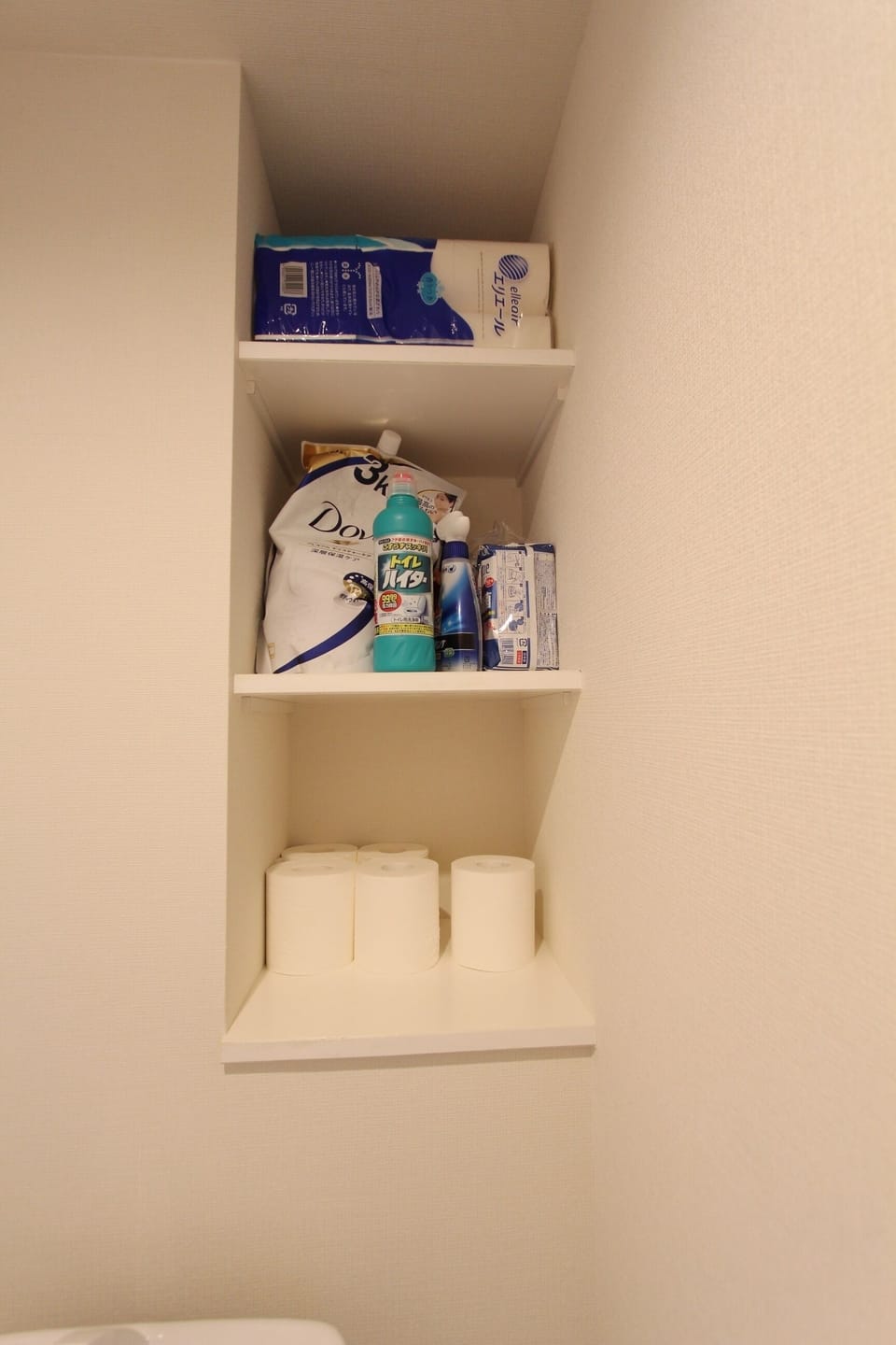 Bathroom amenities