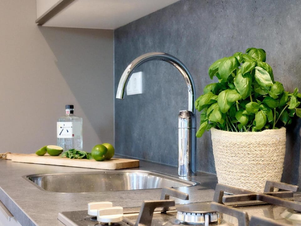 House | Dining