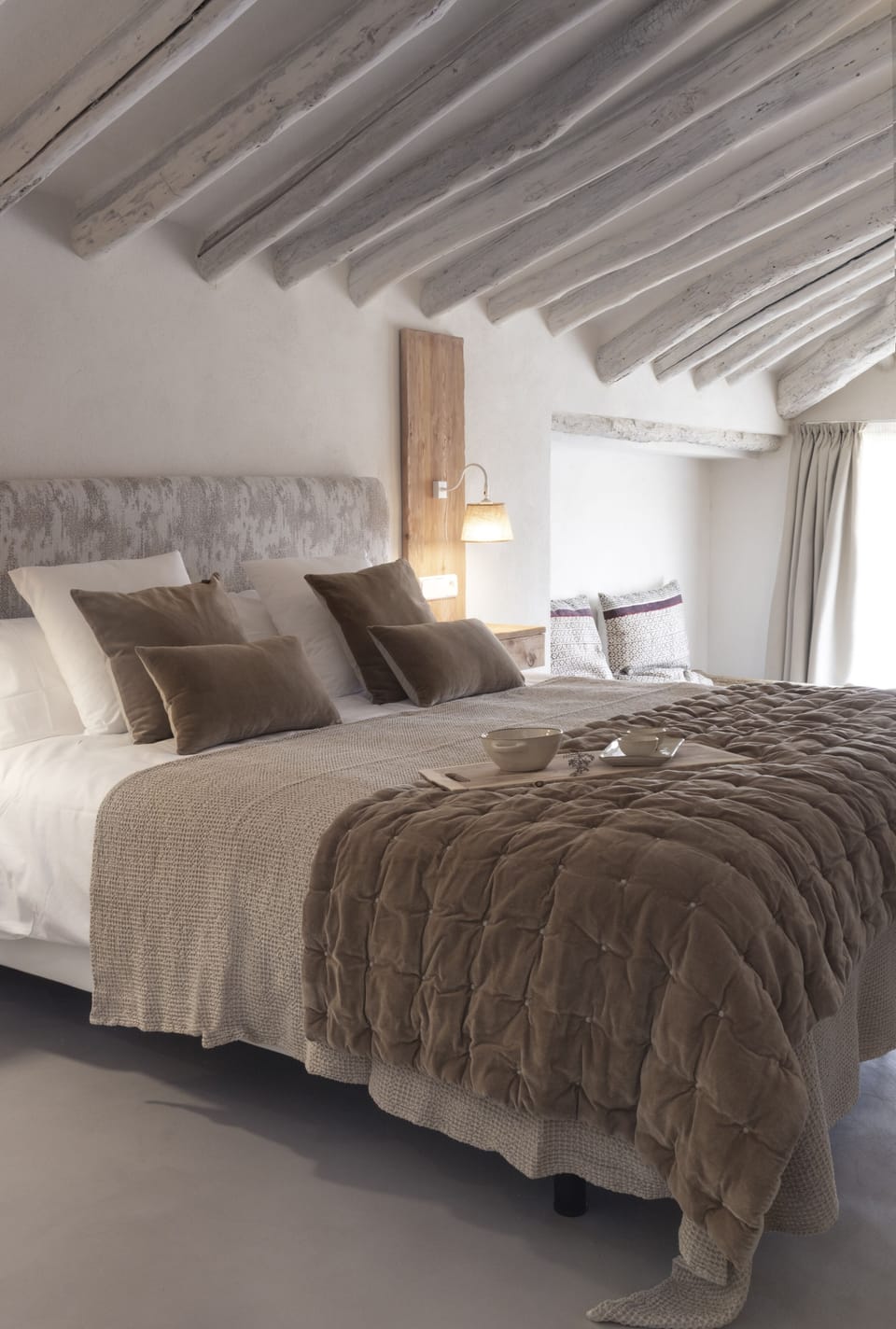 Classic Double Room | In-room safe, soundproofing, iron/ironing board, WiFi (free)