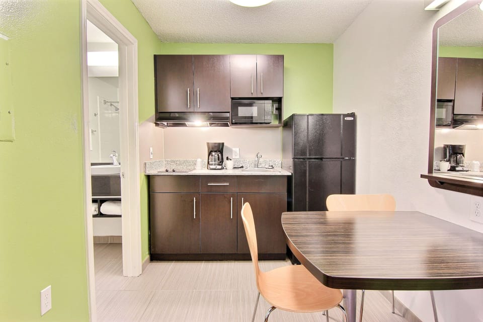Fridge, microwave, coffee/tea maker