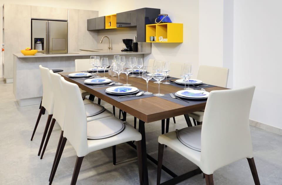 Villa, 4 Bedrooms, Smoking, Private Pool | Dining