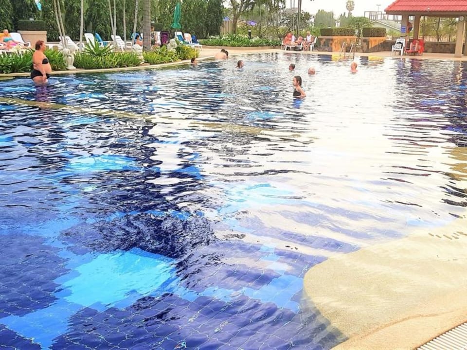 Apartment, 1 Bedroom, Smoking, Balcony | Pool | Outdoor pool