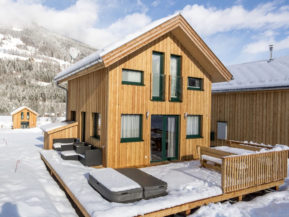 Chalet | Exterior