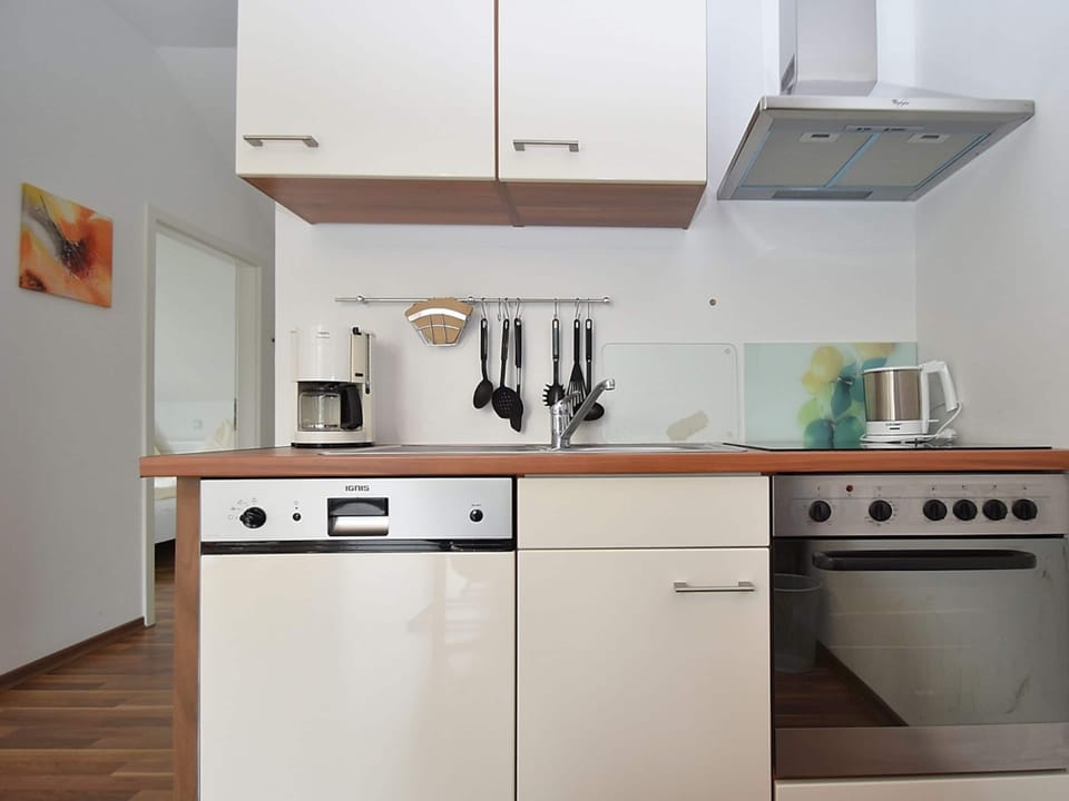 Apartment | Private kitchen | Stovetop