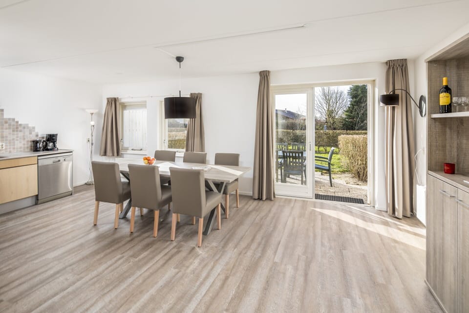 Bungalow | Dining
