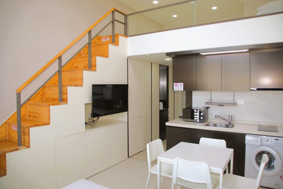Duplex Double room (No View) | Laptop workspace, free WiFi, bed sheets