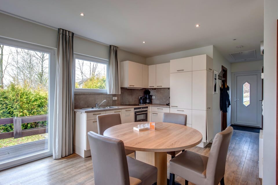 House | Dining
