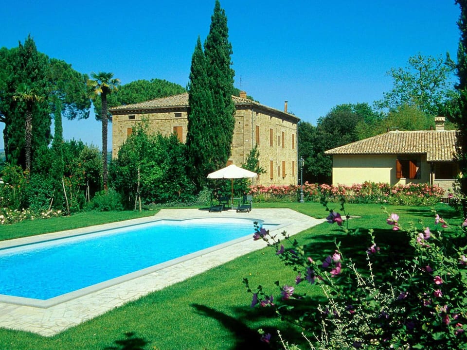 Apartment | Pool | Outdoor pool
