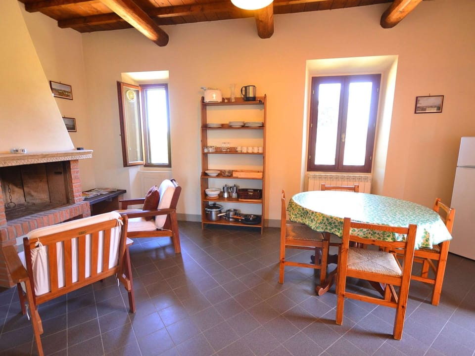 Apartment | Dining