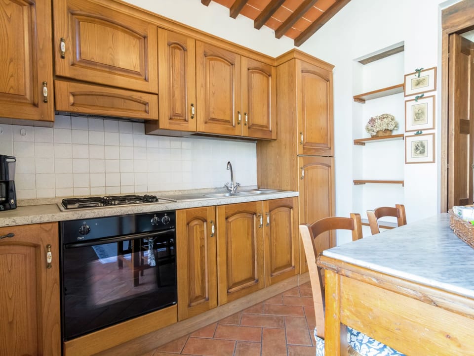 House | Private kitchen | Highchair