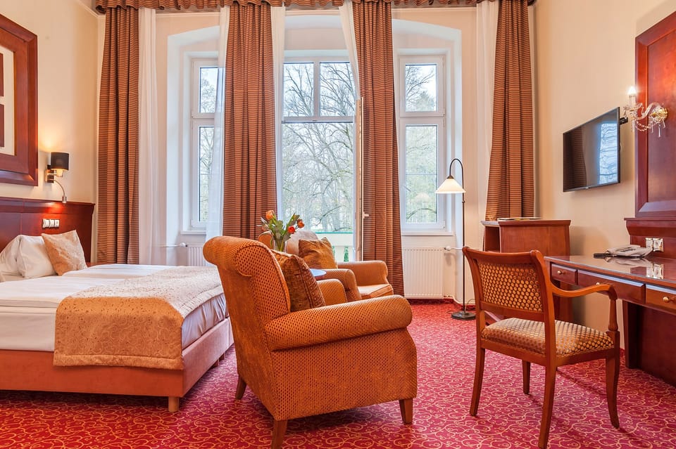 Superior Double Room | Minibar, in-room safe, desk, free WiFi