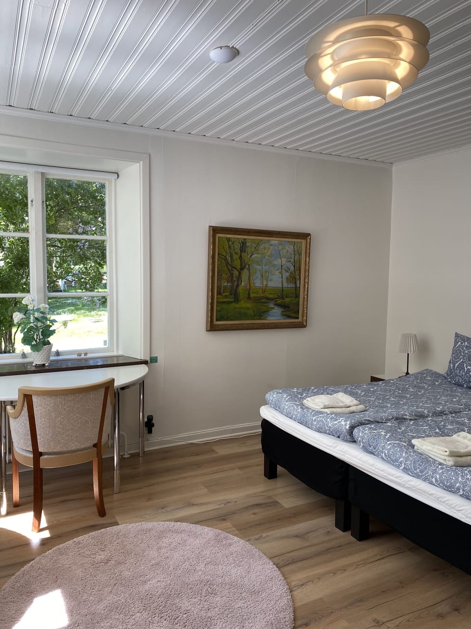 Triple Room, Shared Bathroom | Individually decorated, individually furnished, bed sheets
