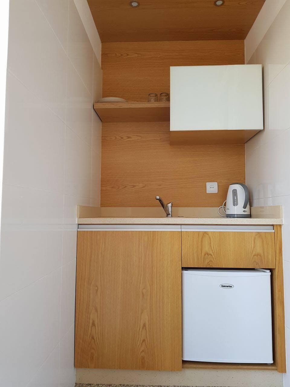 Family Room, Terrace | Private kitchenette | Mini-fridge