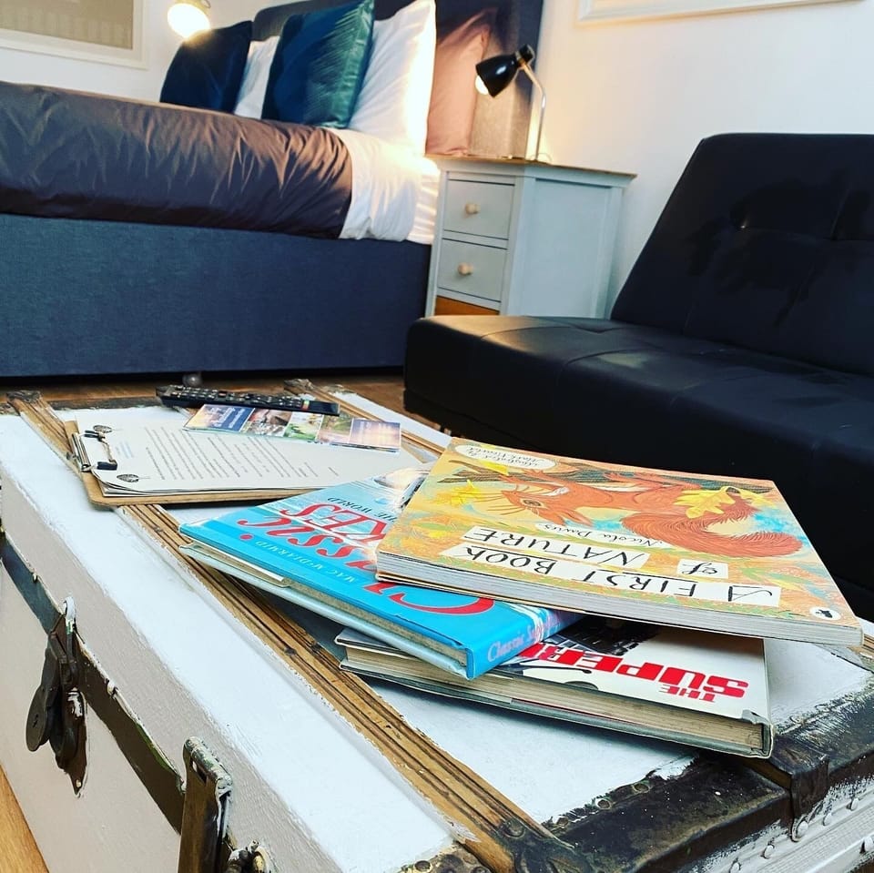 Double Room, Ensuite (The Explorer Room) | 1 bedroom, iron/ironing board, free WiFi
