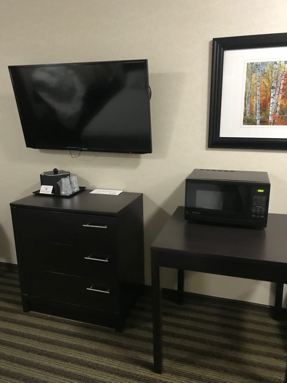 Standard Room, 1 King Bed, Accessible, Non Smoking | Desk, laptop workspace, iron/ironing board, free WiFi