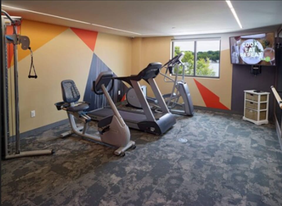 LivINN Hotel St. Paul – I-94 – East 3M Area Hotel in Oakdale