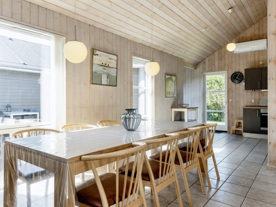 House | Dining