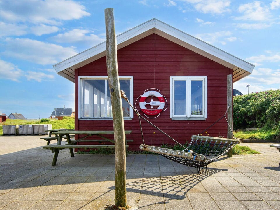 House | Outdoor dining