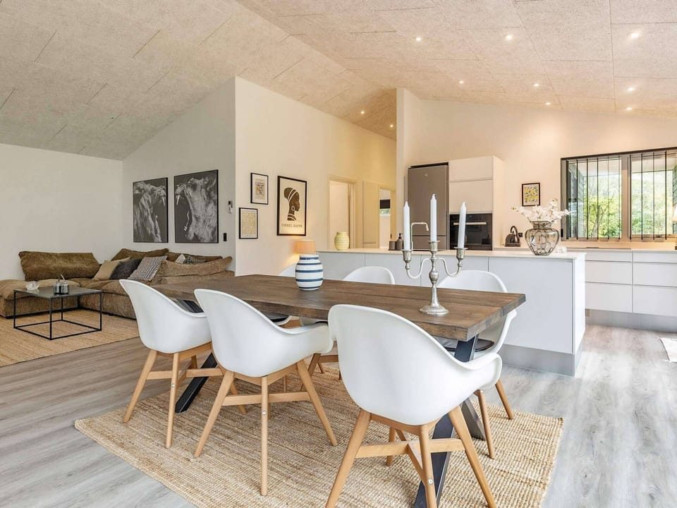 House | Dining