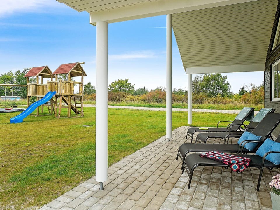 Spacious Holiday Home in Grenå near Sea House in Central Denmark Region