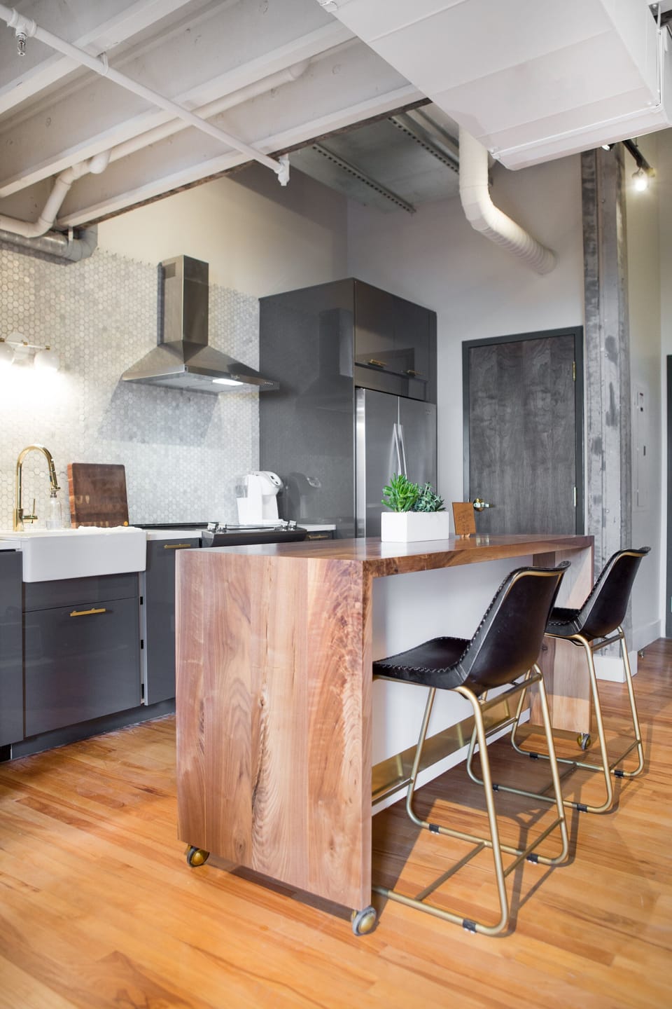 Loft 301 - 1.5 bath | Private kitchen | Fridge, microwave, dishwasher, coffee/tea maker