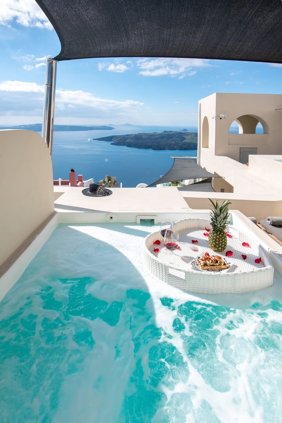 Cliff Suite, Caldera View, Outdoor Hot Tub (for 2) | Terrace/patio