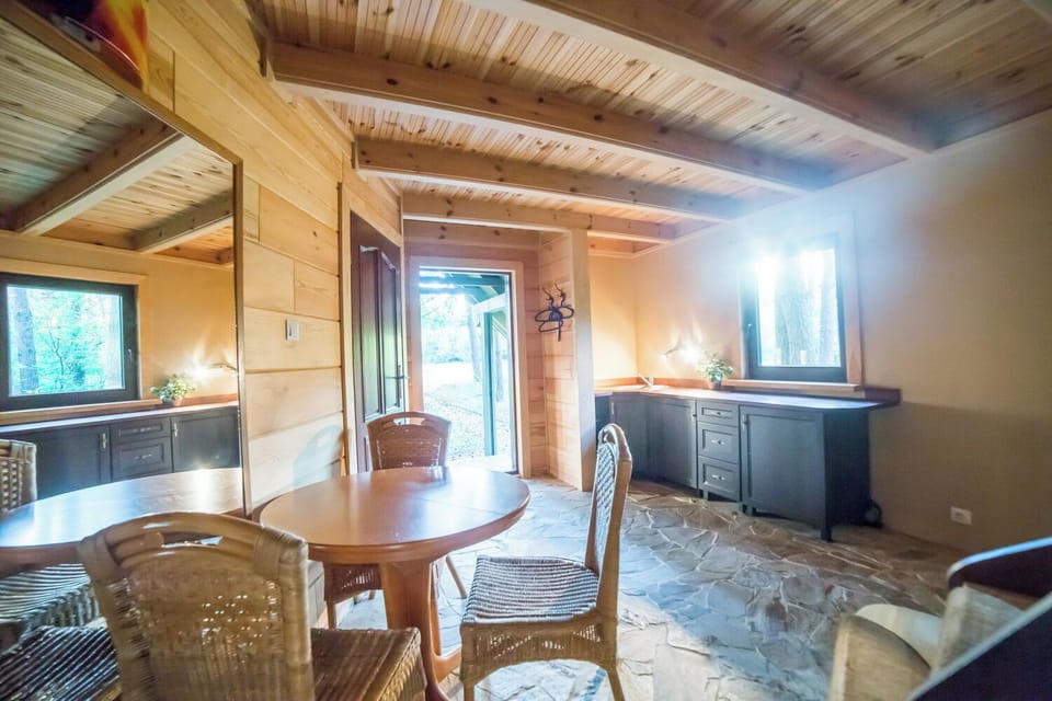 Comfort Bungalow | Private kitchen | Coffee/tea maker, electric kettle, highchair