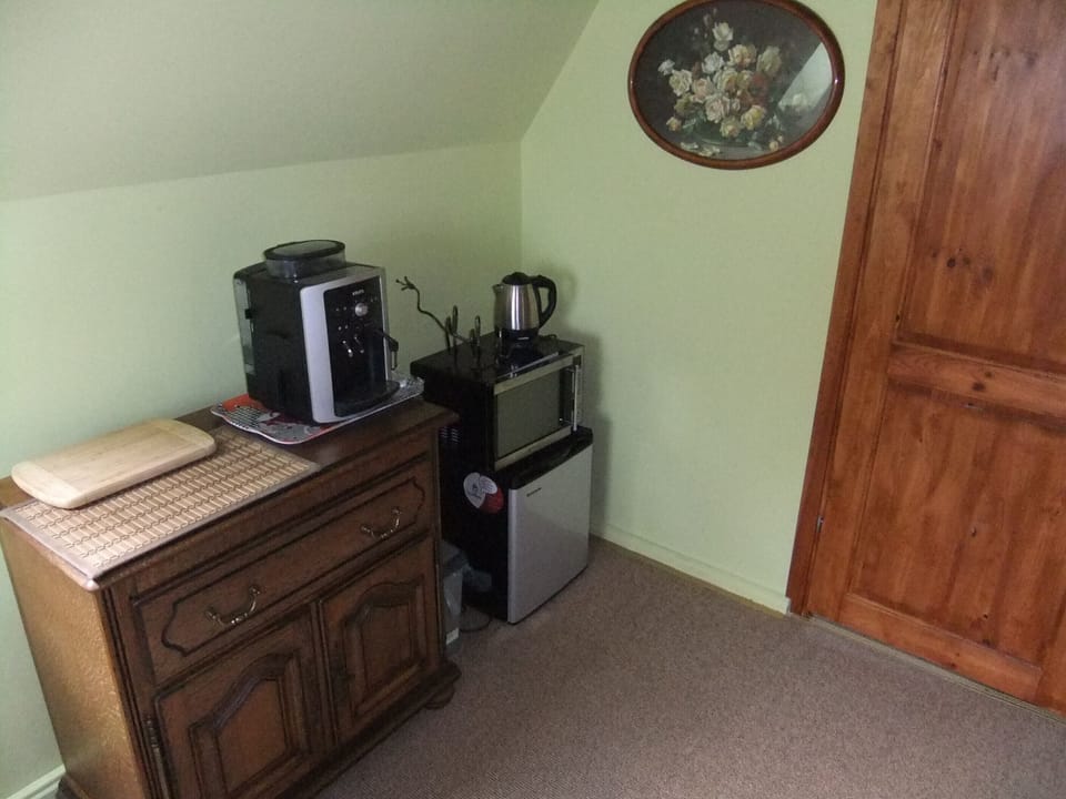 Apartment, 1 Bedroom, Garden View | Interior