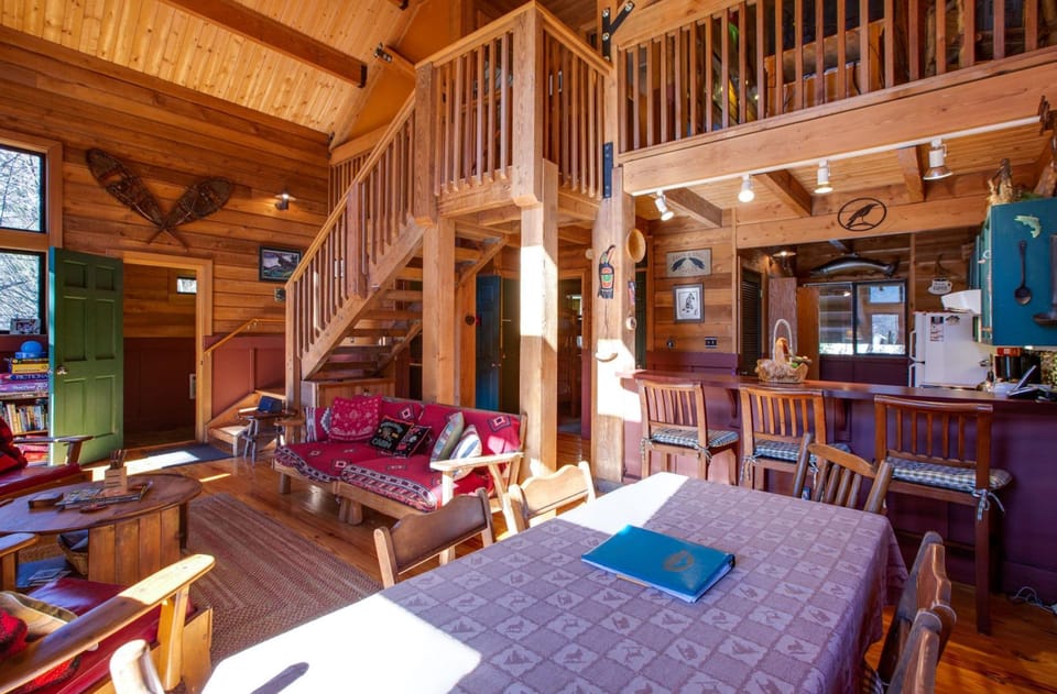 Cabin, 2 Bedrooms, Fireplace | Living room