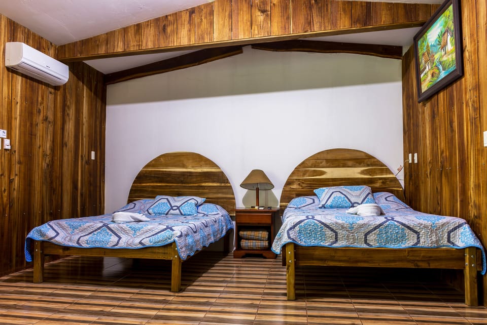 Room, 1 Bedroom, Smoking | 1 bedroom
