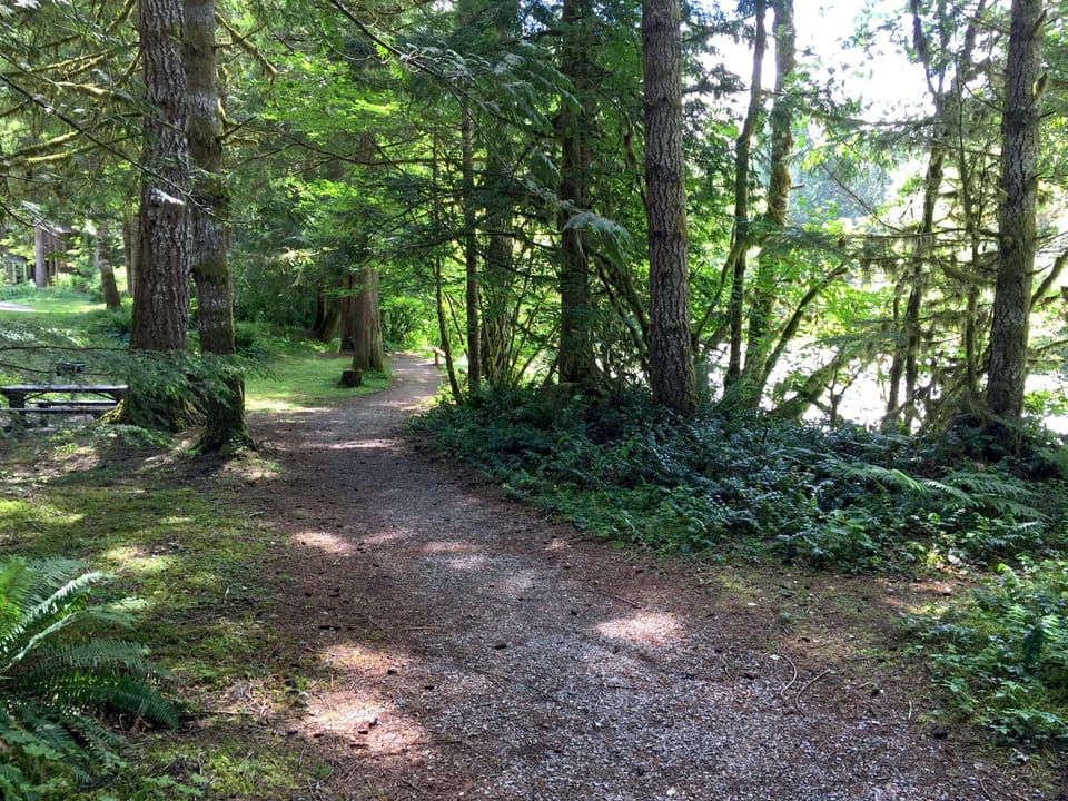 Apartment, 2 Bedrooms, Balcony, Mountain View | Miscellaneous