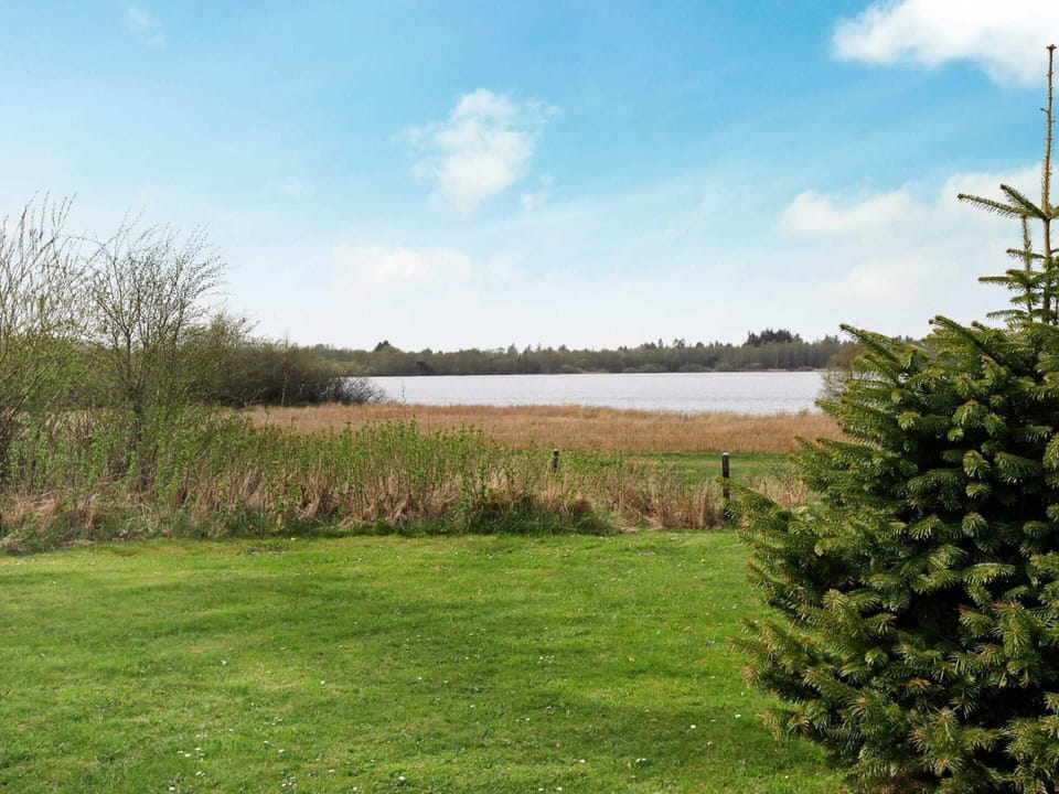 House | Water view