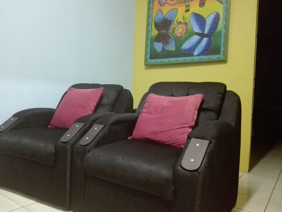 Room, 2 Bedrooms, Smoking | Interior