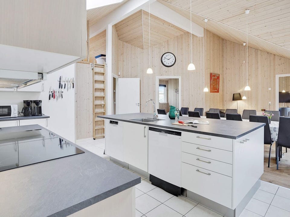 House | Private kitchen | Highchair