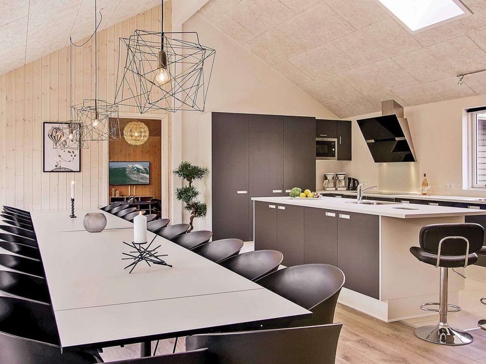 House | Dining