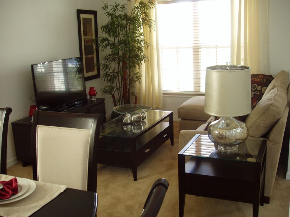 Villa, 5 Bedrooms, Private Pool, Garden View | Living area