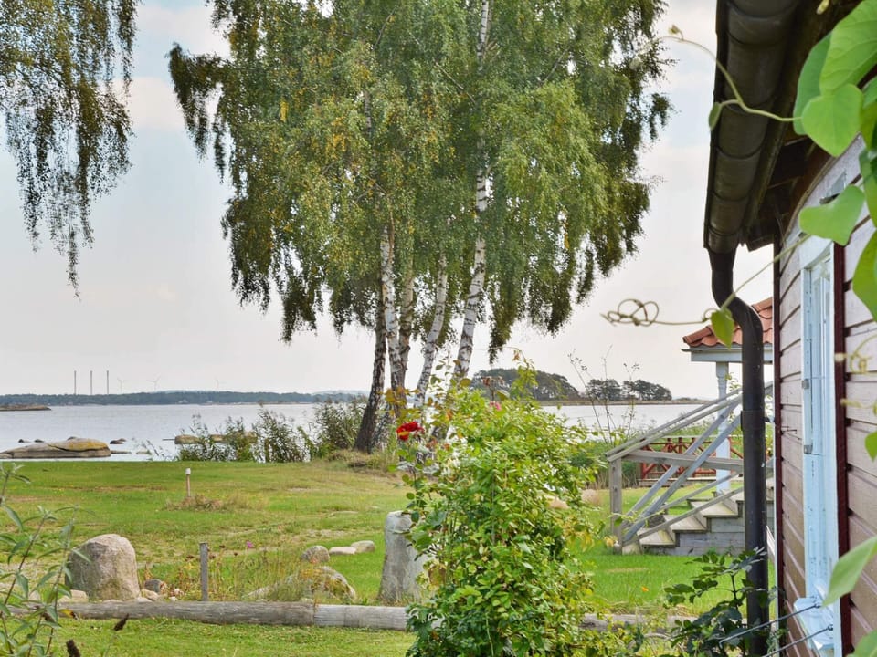 House | Water view