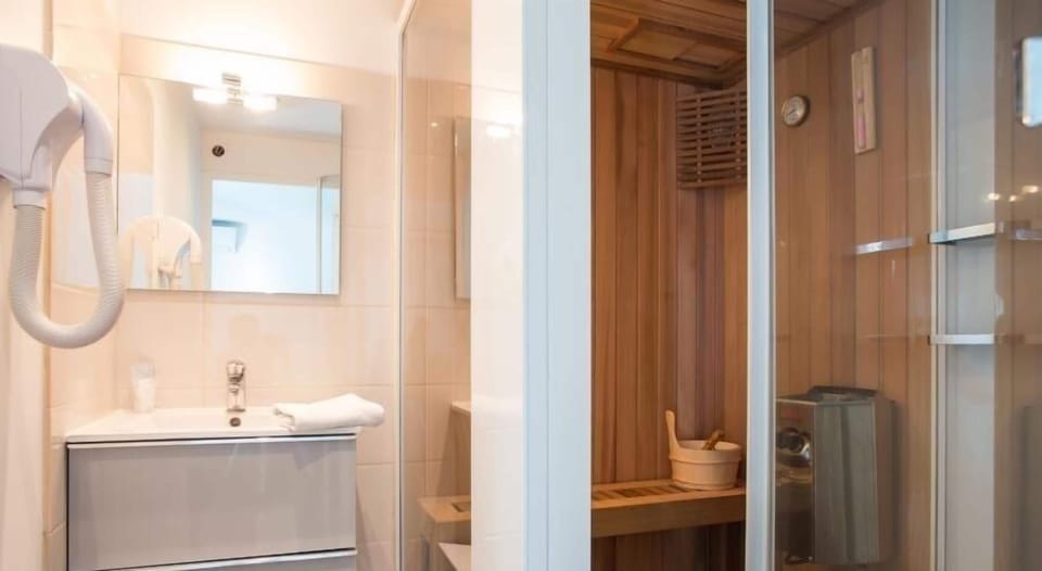 Family Quadruple Room, Multiple Beds, Balcony | Premium bedding, minibar, desk, soundproofing