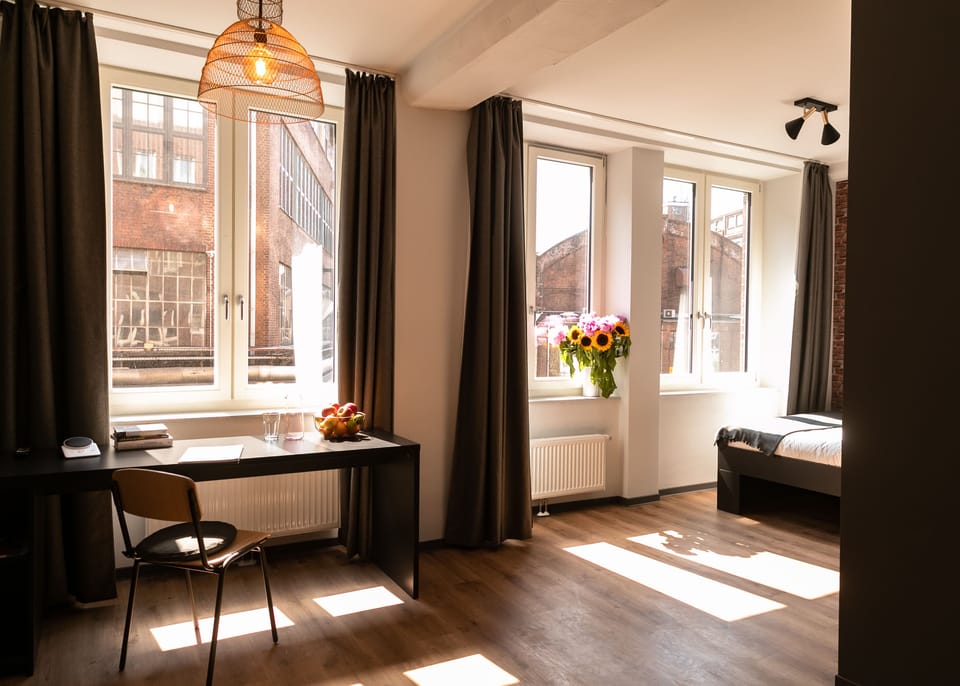 Apartment, Accessible | Desk, laptop workspace, blackout drapes, soundproofing