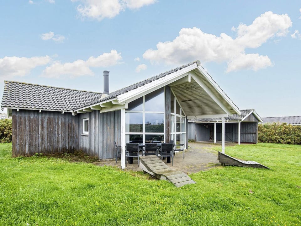 House | Exterior